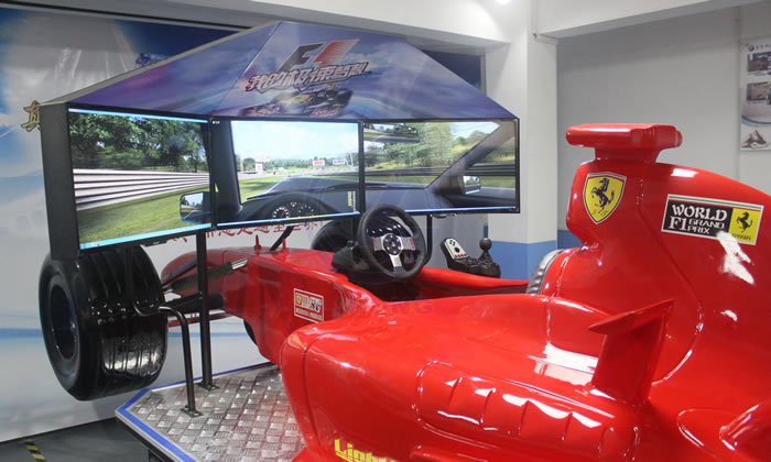 賽車駕駛模擬游戲設(shè)備
